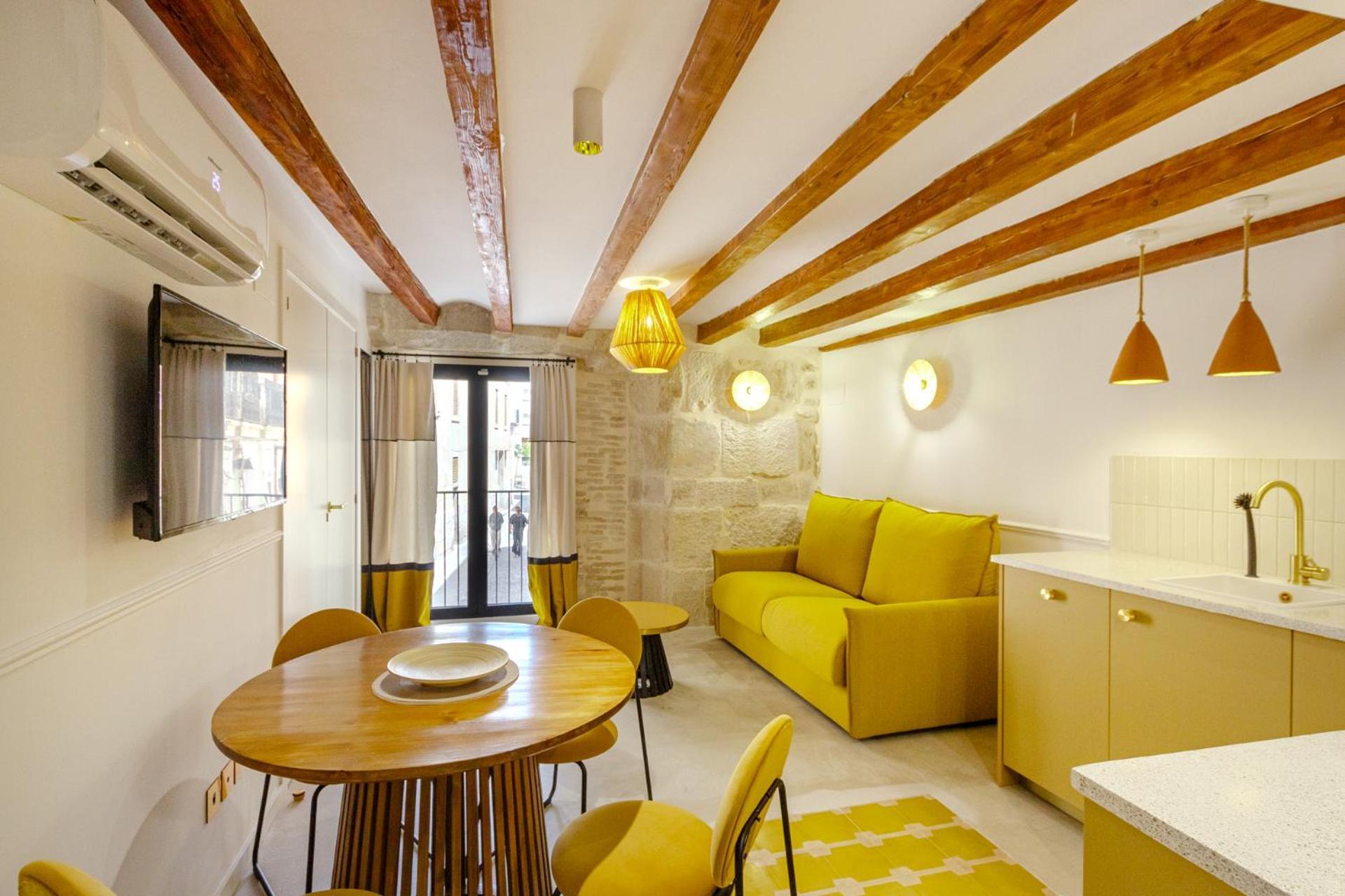 Cozy Charming Apartment In Historic Center อาลิกันเต ภายนอก รูปภาพ