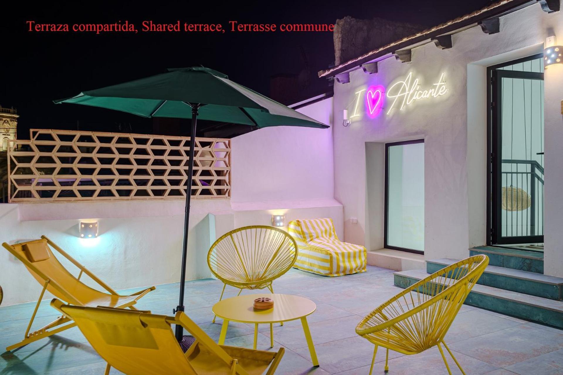 Cozy Charming Apartment In Historic Center อาลิกันเต ภายนอก รูปภาพ